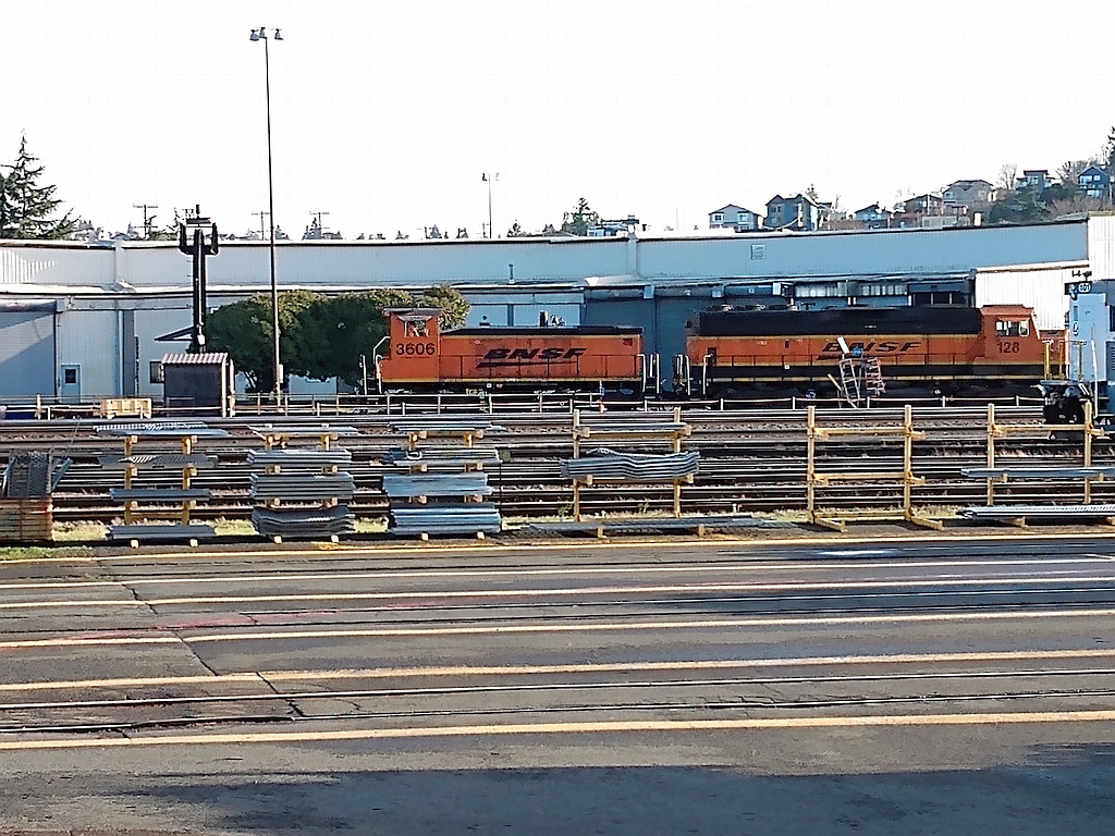 BNSF 3606